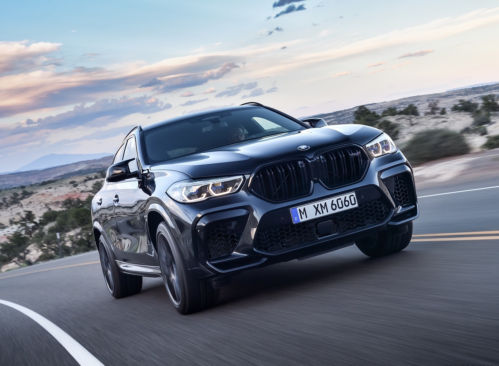 2020 BMW X6 M Competition Front Three-Quarter Wallpapers (3)