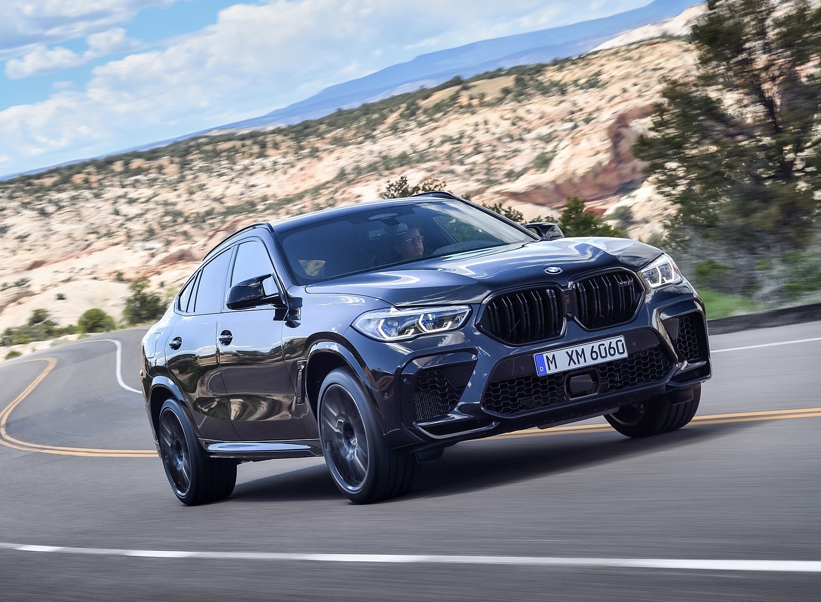 2020 BMW X6 M Competition Front Three-Quarter Wallpapers #5 of 56