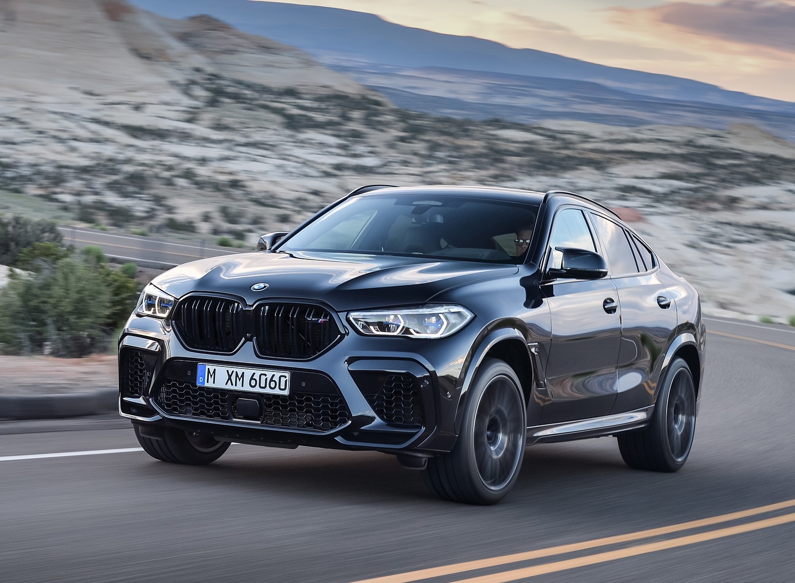 2020 BMW X6 M Competition Front Three-Quarter Wallpapers (6)