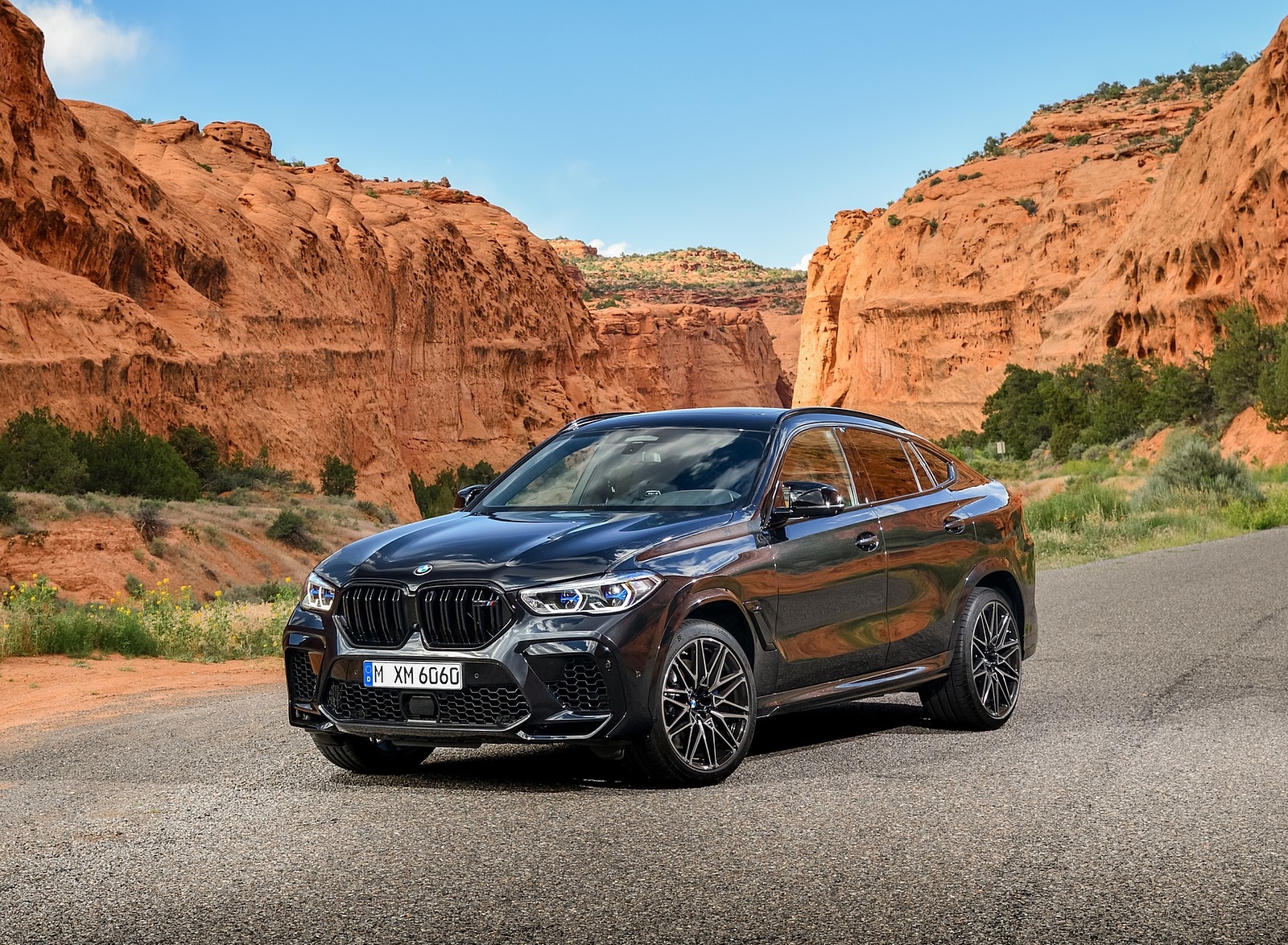 2020 BMW X6 M Competition Front Three-Quarter Wallpapers #28 of 56