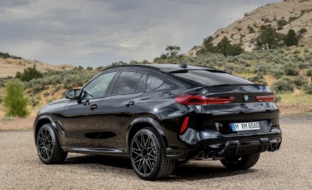 2020 BMW X6 M Competition Rear Three-Quarter Wallpapers 450x275 (30)