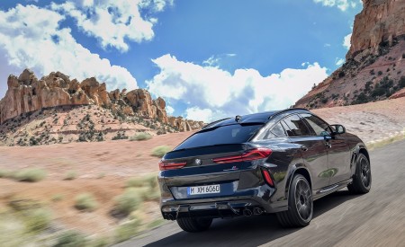 2020 BMW X6 M Competition Rear Three-Quarter Wallpapers 450x275 (18)