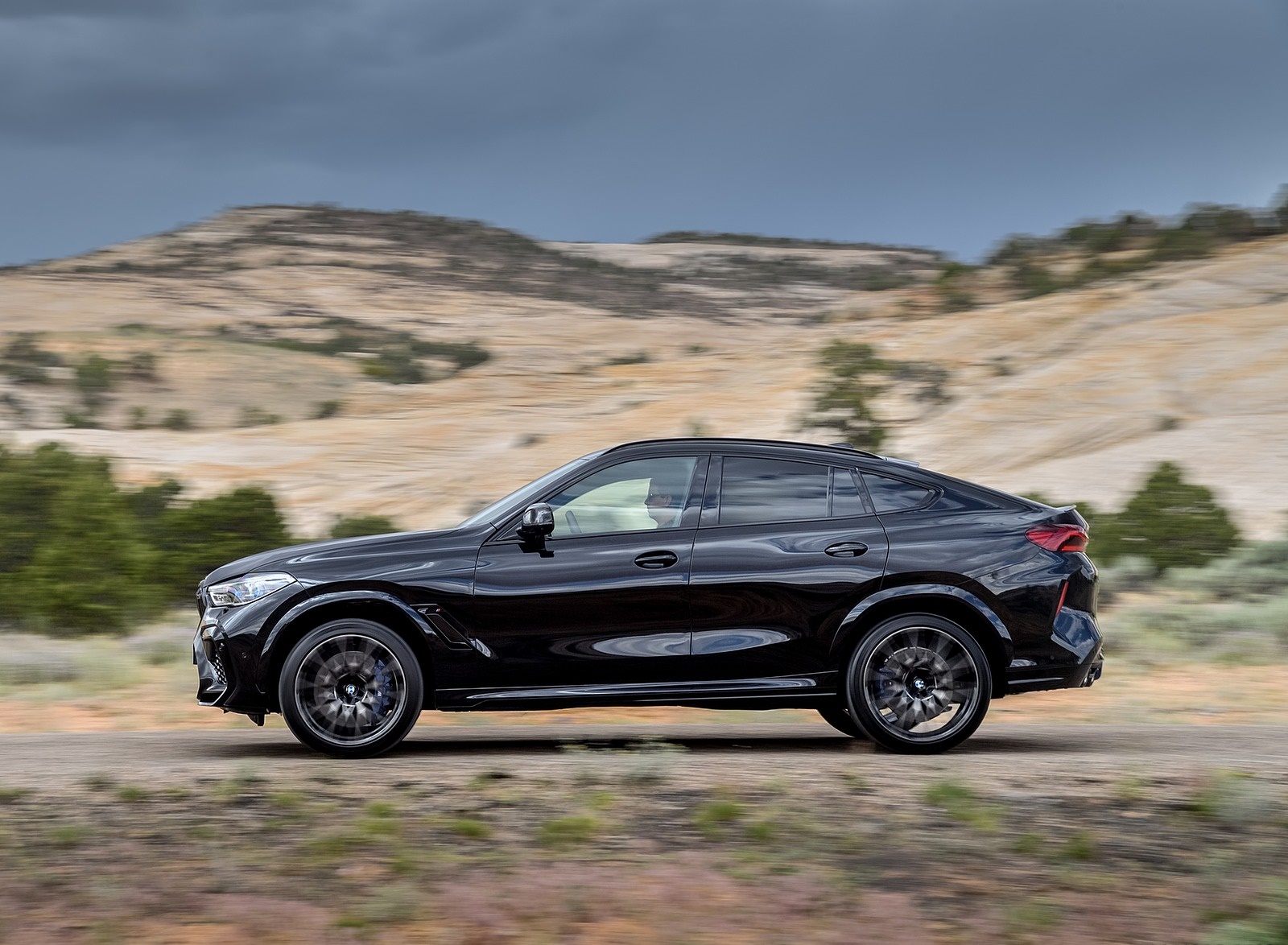 2020 BMW X6 M Competition Side Wallpapers #22 of 56