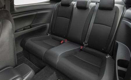 2020 Honda Civic Coupe Sport Interior Rear Seats Wallpapers 450x275 (63)