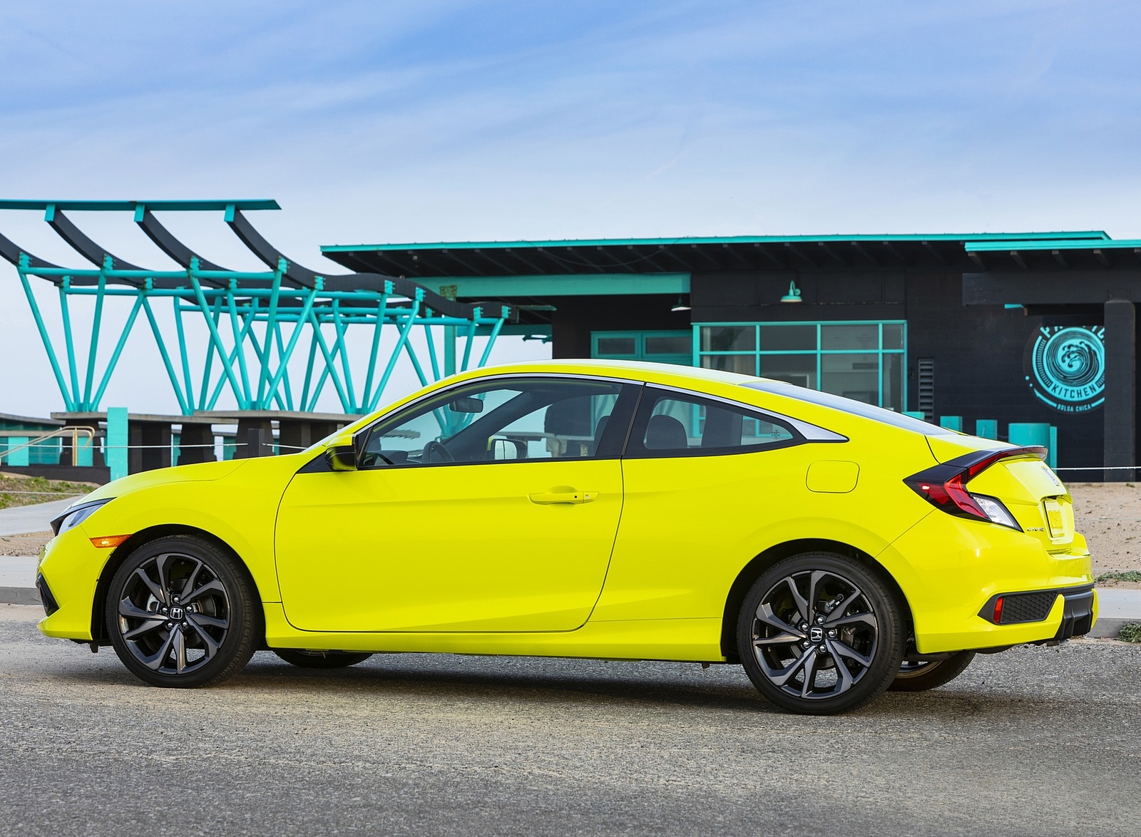 2020 Honda Civic Coupe Sport Side Wallpapers #33 of 67