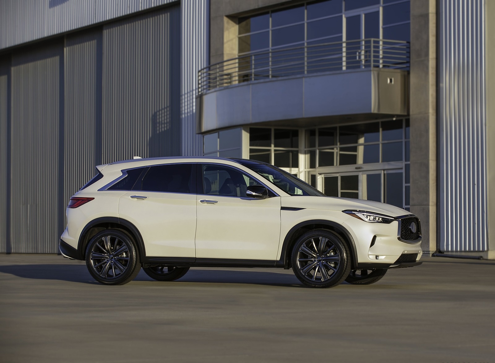 2020 Infiniti QX50 Edition 30 Side Wallpapers (3)