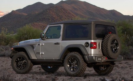 2020 Jeep Wrangler Willys Edition Rear Three-Quarter Wallpapers 450x275 (3)