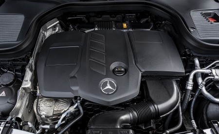 2020 Mercedes-Benz GLC 220d (UK-Spec) Engine Wallpapers 450x275 (70)