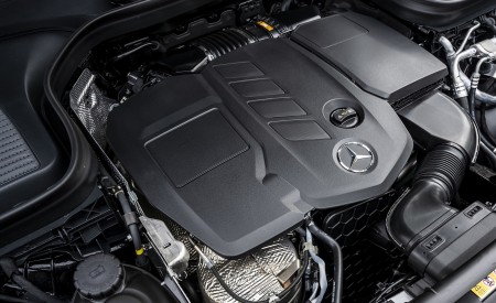 2020 Mercedes-Benz GLC 220d (UK-Spec) Engine Wallpapers 450x275 (69)