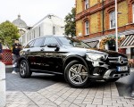 2020 Mercedes-Benz GLC 220d (UK-Spec) Front Three-Quarter Wallpapers 150x120