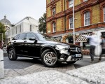 2020 Mercedes-Benz GLC 220d (UK-Spec) Front Three-Quarter Wallpapers 150x120