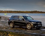 2020 Mercedes-Benz GLC 220d (UK-Spec) Front Three-Quarter Wallpapers 150x120 (47)