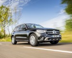 2020 Mercedes-Benz GLC 220d (UK-Spec) Front Three-Quarter Wallpapers 150x120 (4)