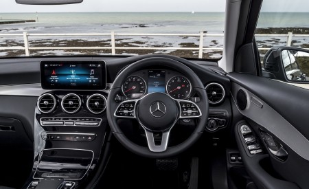 2020 Mercedes-Benz GLC 220d (UK-Spec) Interior Cockpit Wallpapers 450x275 (81)