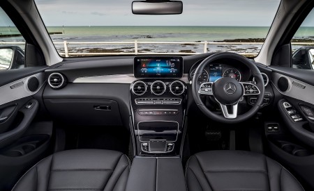 2020 Mercedes-Benz GLC 220d (UK-Spec) Interior Cockpit Wallpapers 450x275 (80)