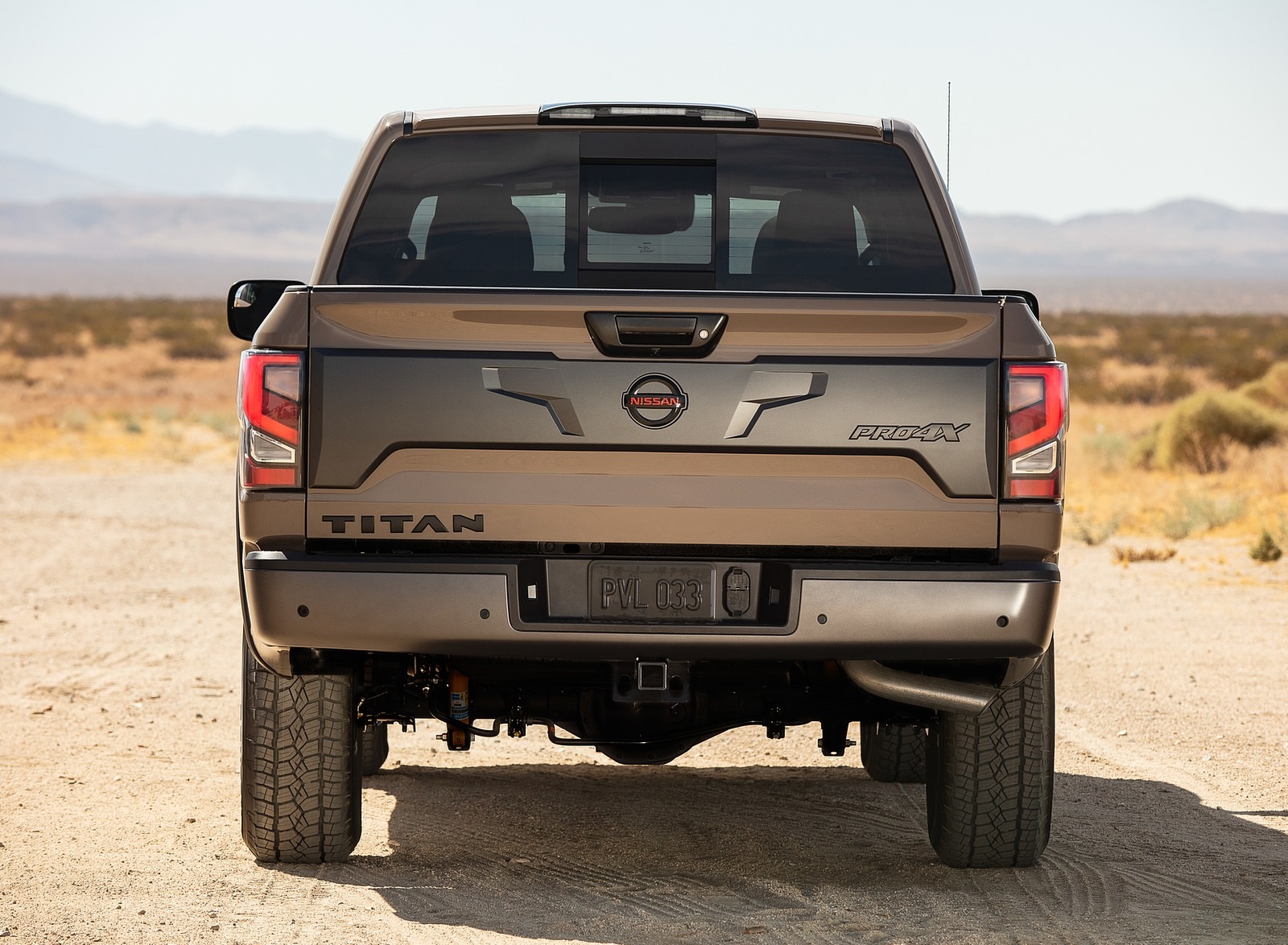 2020 Nissan TITAN PRO 4X Rear Wallpapers (6)