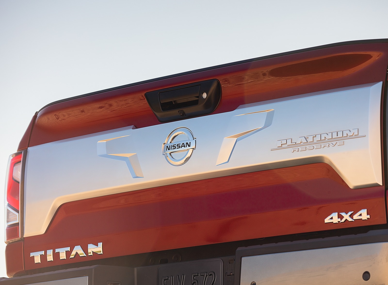 2020 Nissan TITAN Platinum Reserve Detail Wallpapers #25 of 34