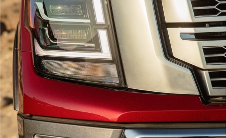 2020 Nissan TITAN Platinum Reserve Detail Wallpapers 450x275 (13)
