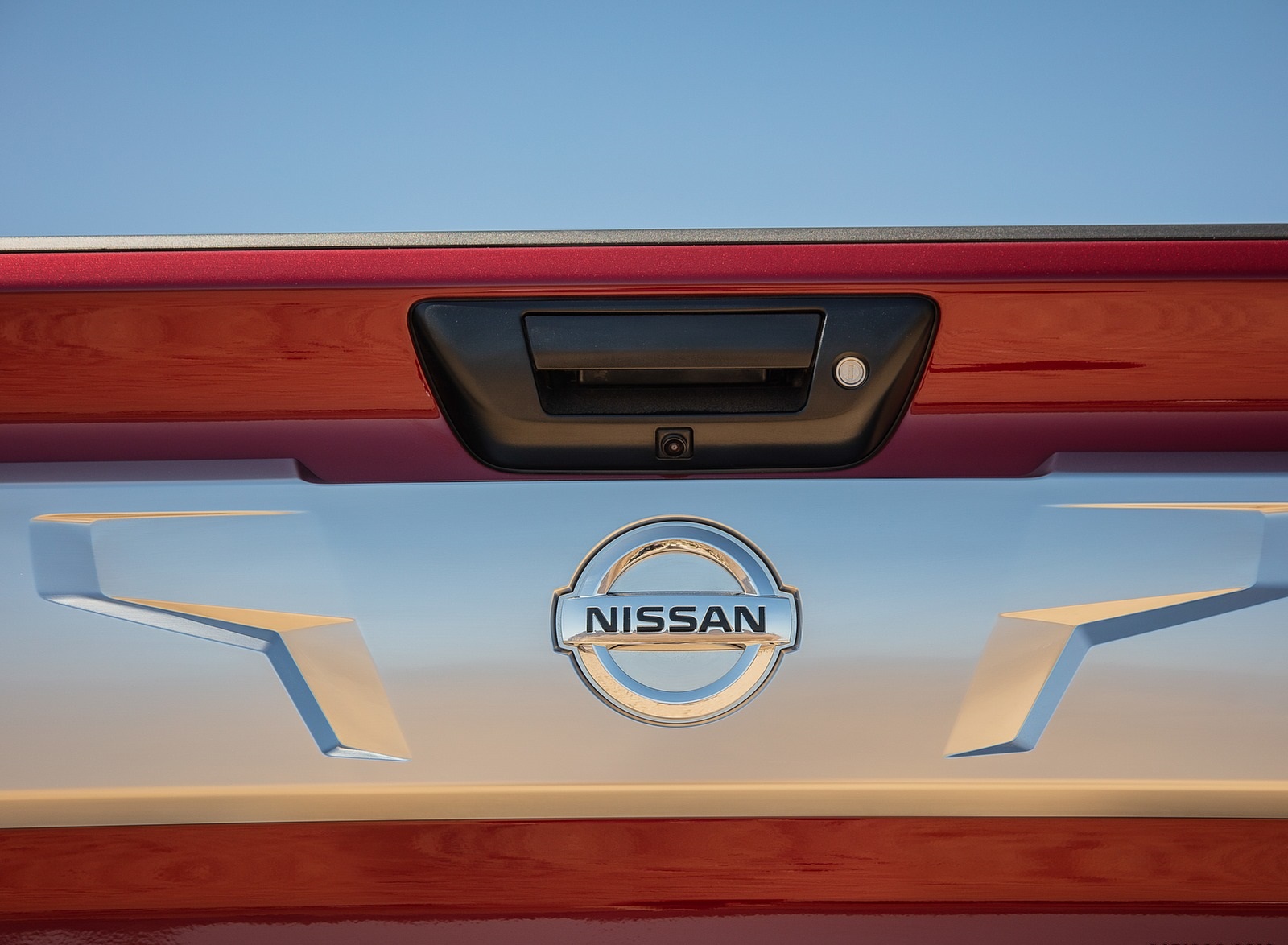 2020 Nissan TITAN Platinum Reserve Detail Wallpapers #23 of 34