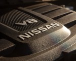 2020 Nissan TITAN Platinum Reserve Engine Wallpapers 150x120 (26)