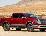 2020 Nissan TITAN Platinum Reserve Front Three-Quarter Wallpapers 150x120 (2)