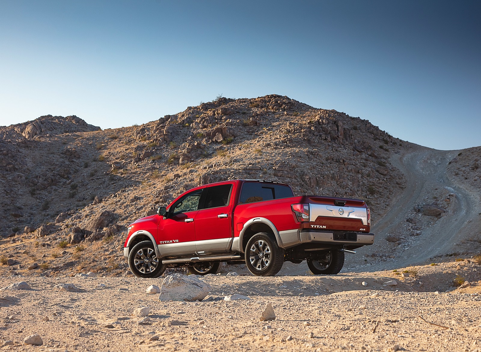 2020 Nissan TITAN Platinum Reserve Rear Three-Quarter Wallpapers #9 of 34