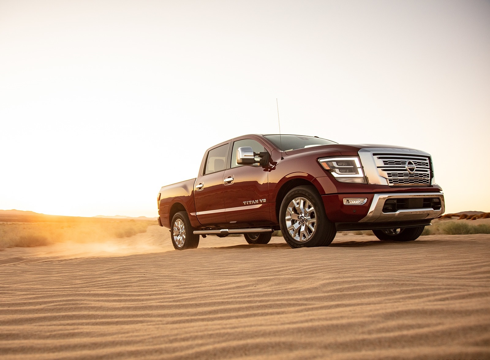 2020 Nissan TITAN SL Front Three-Quarter Wallpapers (4)