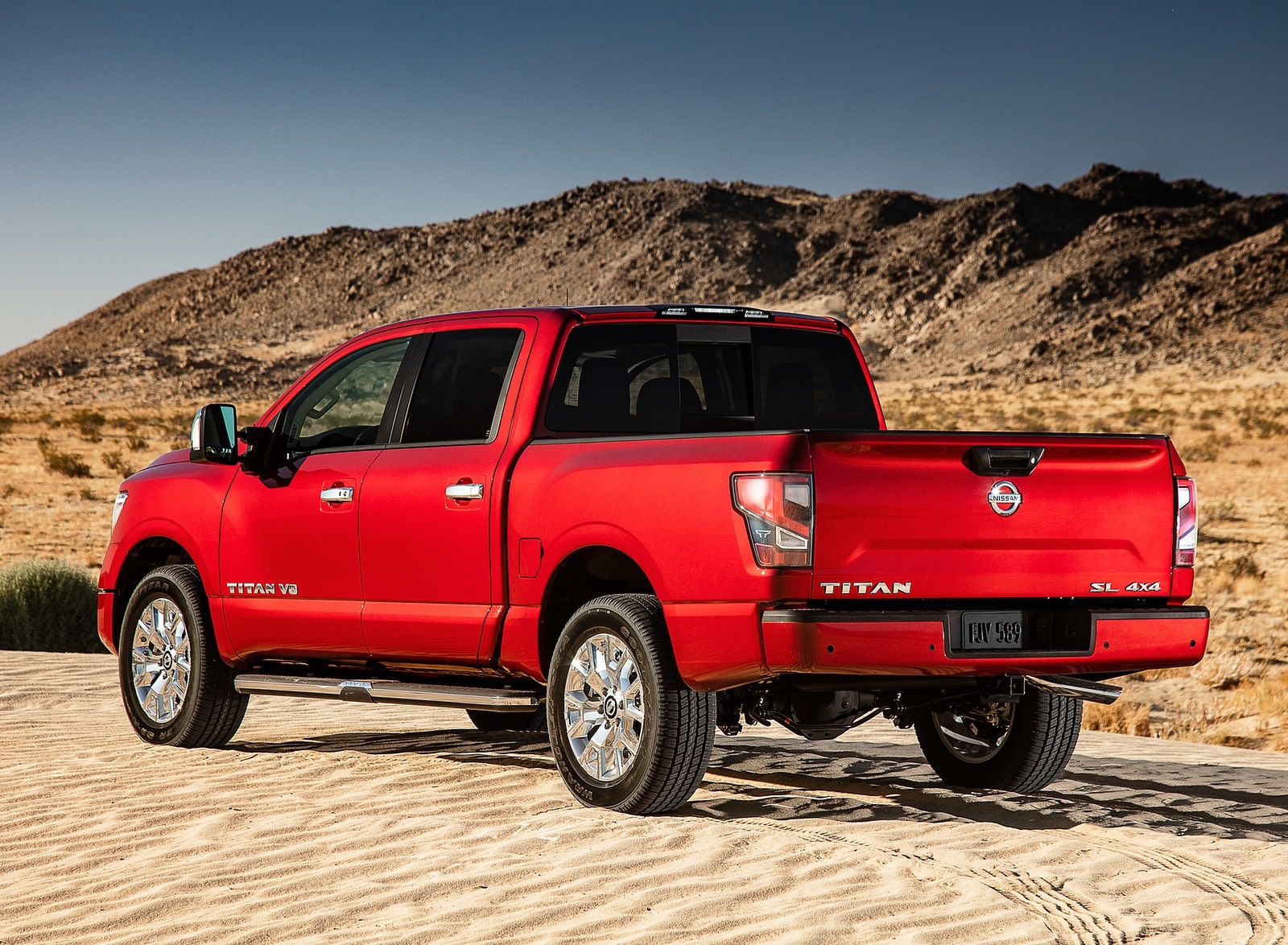 2020 Nissan TITAN SL Rear Three-Quarter Wallpapers #10 of 30