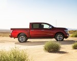 2020 Nissan TITAN SL Side Wallpapers 150x120 (14)