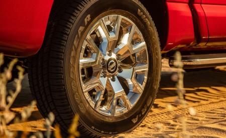 2020 Nissan TITAN SL Wheel Wallpapers 450x275 (25)