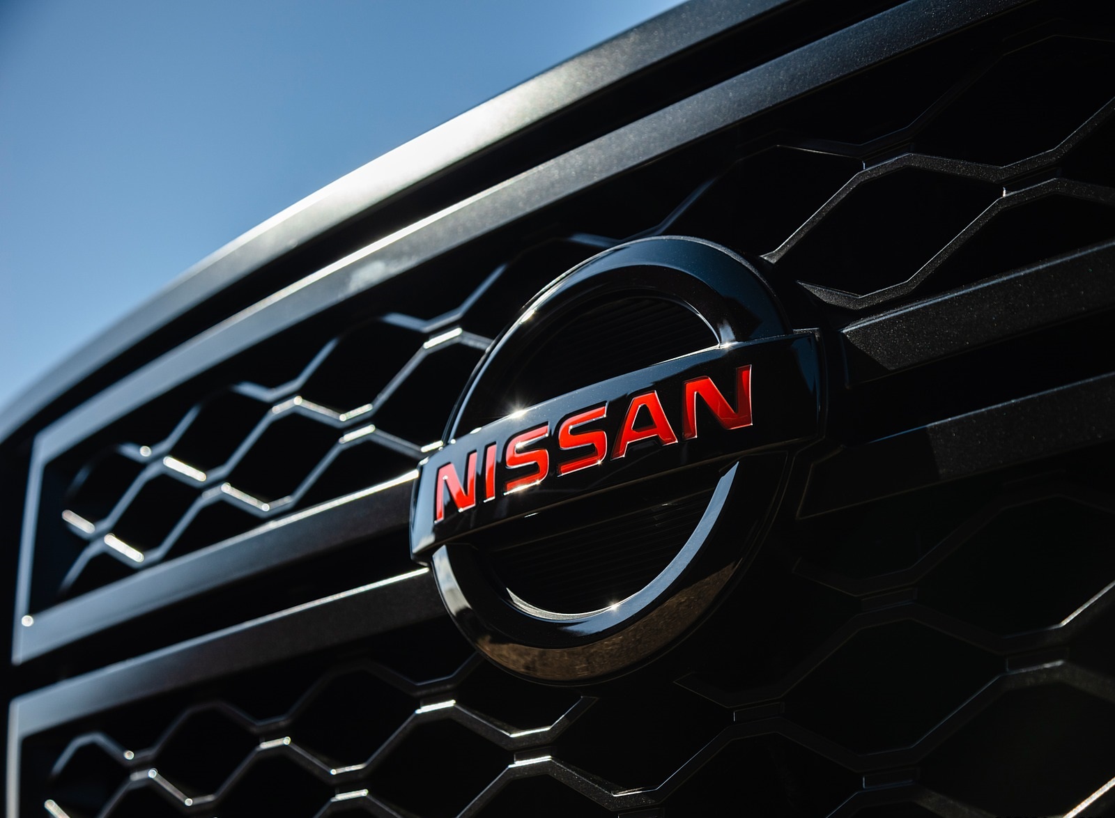 2020 Nissan TITAN XD PRO 4X Badge Wallpapers #19 of 31