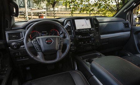 2020 Nissan TITAN XD PRO 4X Interior Cockpit Wallpapers 450x275 (28)