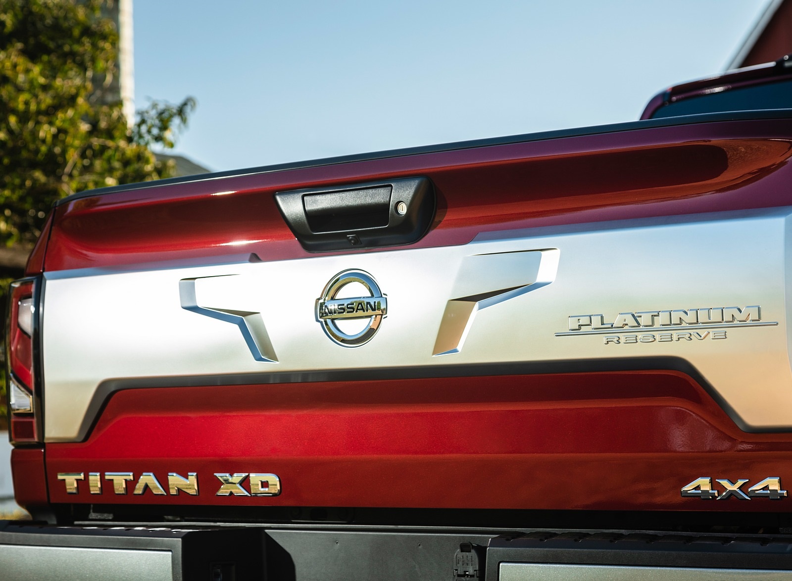 2020 Nissan TITAN XD Platinum Reserve Detail Wallpapers #7 of 29