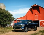 2020 Nissan TITAN XD SL Front Three-Quarter Wallpapers 150x120