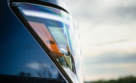 2020 Nissan TITAN XD SL Headlight Wallpapers 450x275 (12)