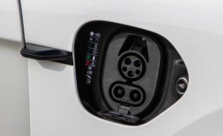 2020 Porsche Taycan 4S (Color: Carrara White Metallic) Charging Port Wallpapers 450x275 (164)