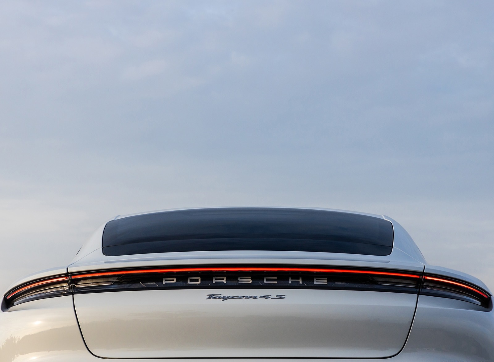 2020 Porsche Taycan 4S (Color: Carrara White Metallic) Detail Wallpapers #163 of 194