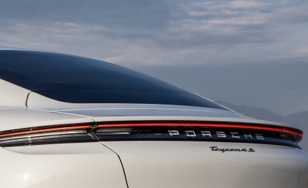 2020 Porsche Taycan 4S (Color: Carrara White Metallic) Detail Wallpapers 450x275 (162)