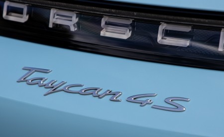 2020 Porsche Taycan 4S (Color: Frozen Blue Metallic) Badge Wallpapers 450x275 (111)