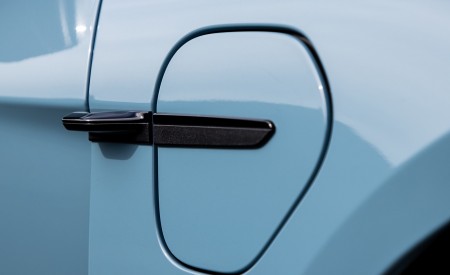 2020 Porsche Taycan 4S (Color: Frozen Blue Metallic) Charging Port Wallpapers 450x275 (106)