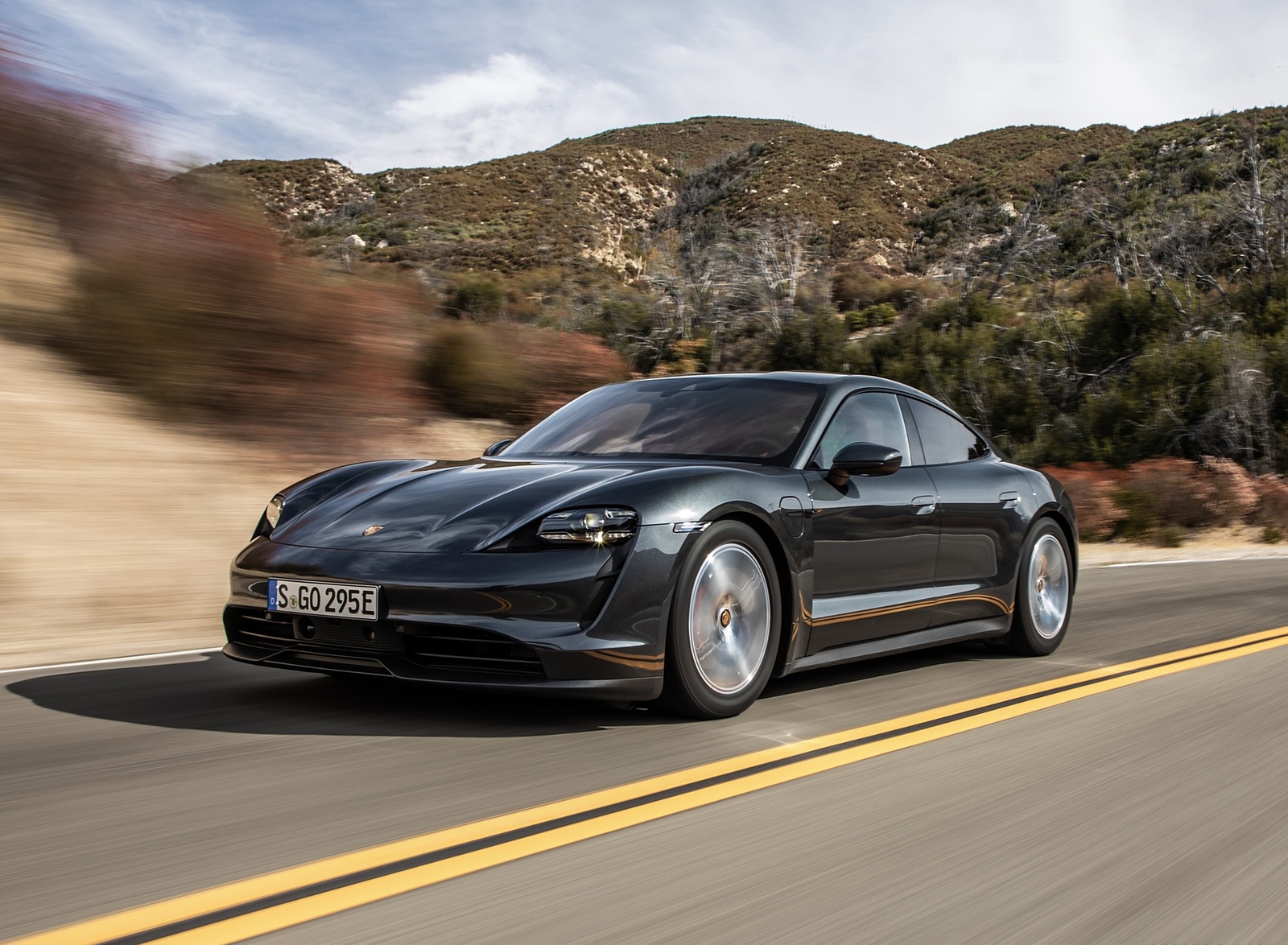Porsche Taycan 4s Black