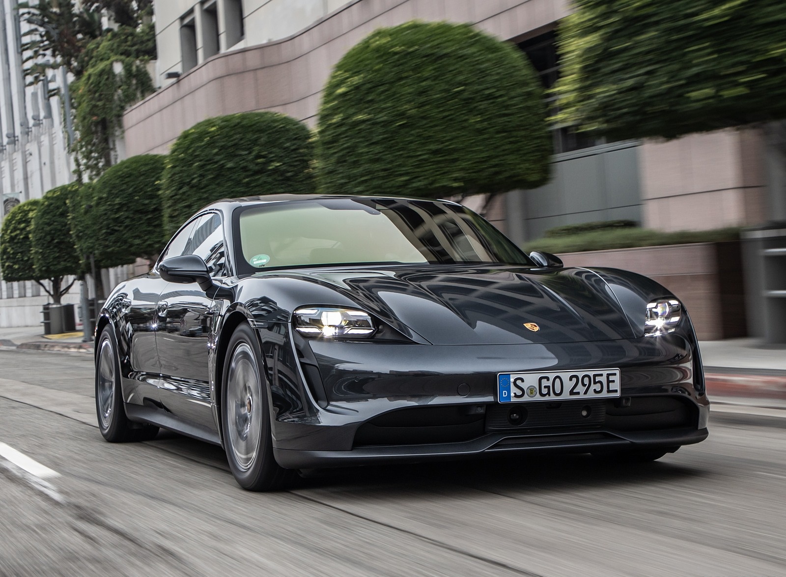 Porsche Taycan 4s