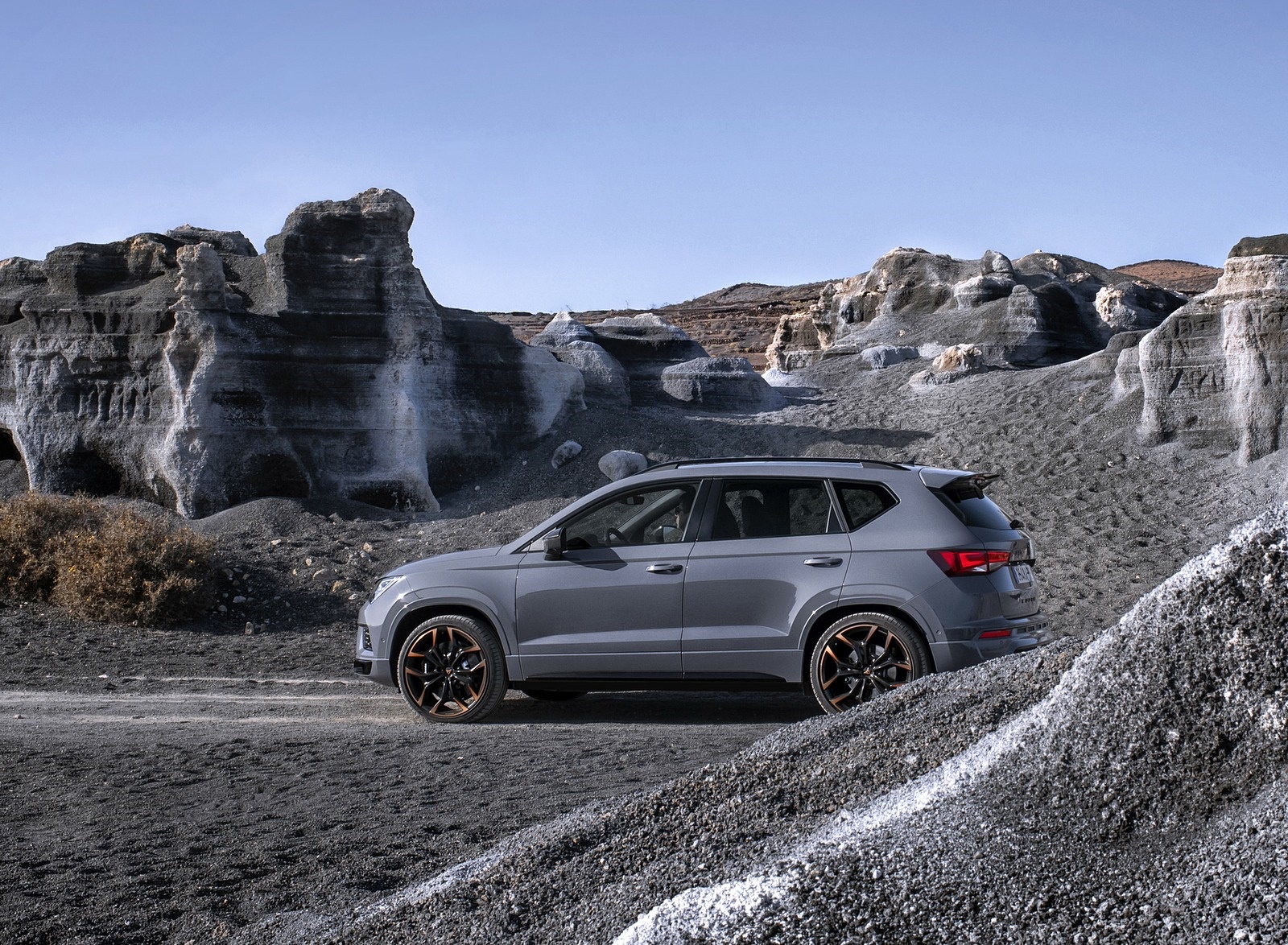 2020 SEAT CUPRA Ateca Limited Edition Side Wallpapers #23 of 55