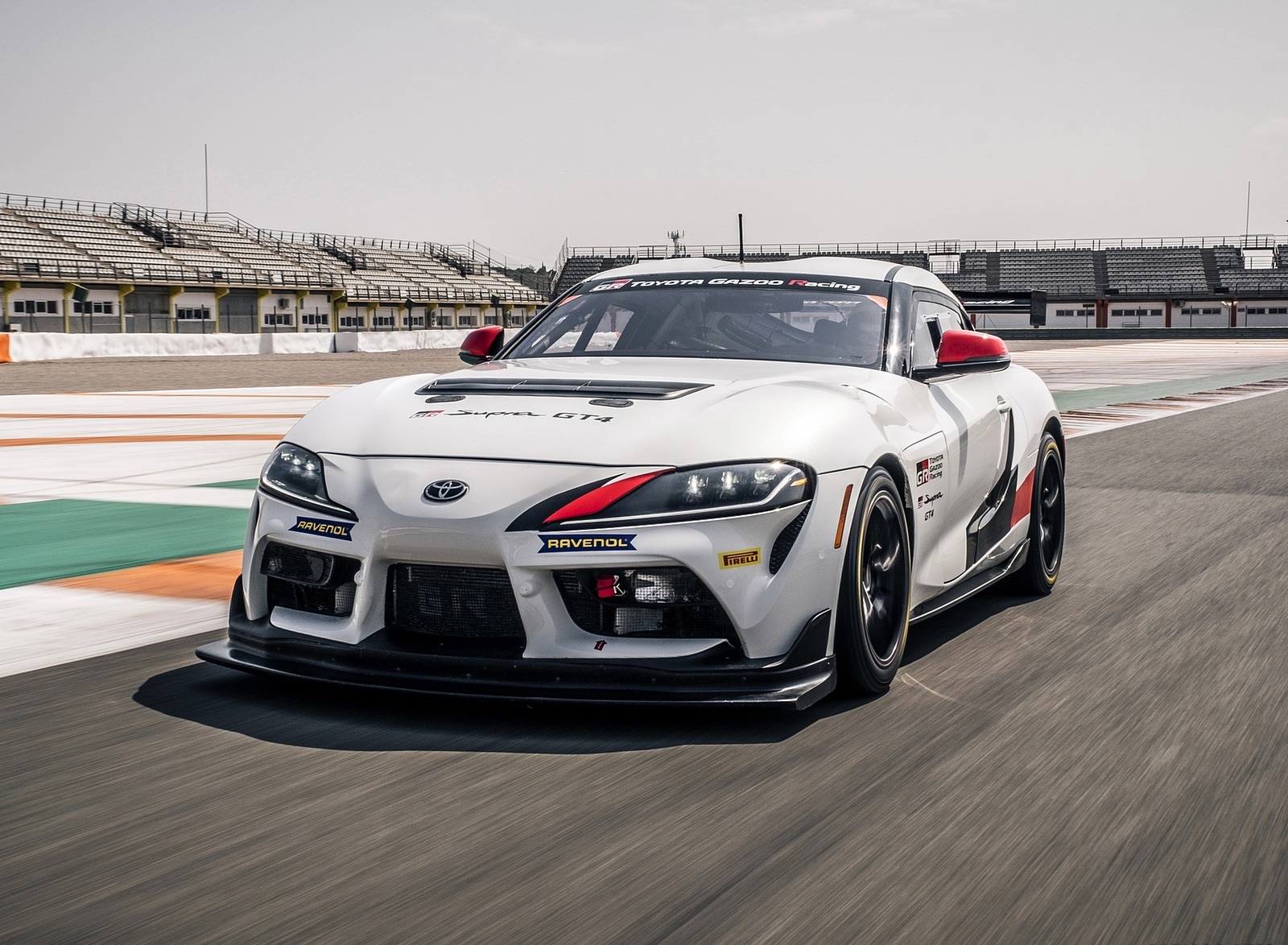 2020 Toyota Supra GT4 Front Three-Quarter Wallpapers (3)