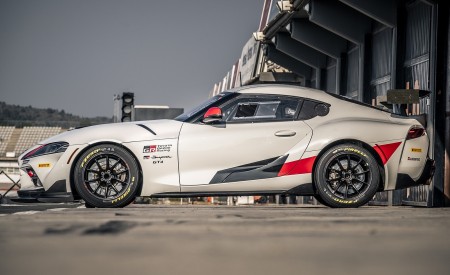 2020 Toyota Supra GT4 Side Wallpapers 450x275 (9)