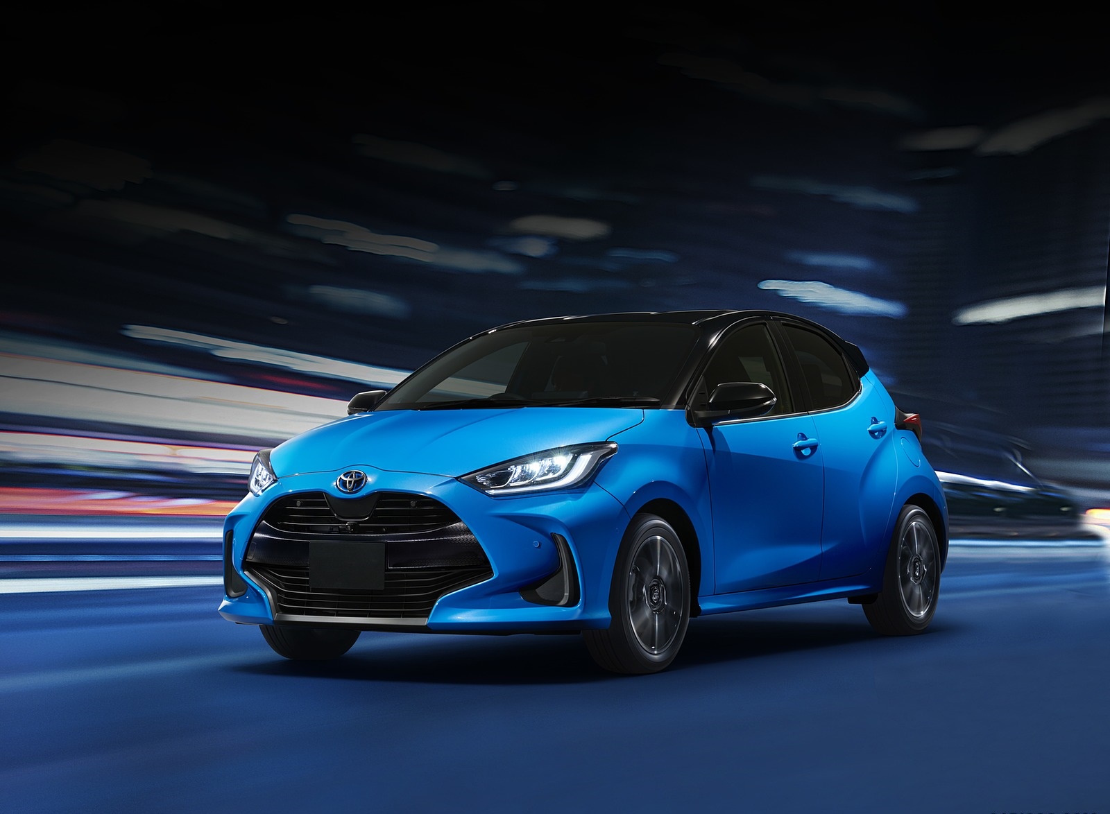 2020 Toyota Yaris Front Three-Quarter Wallpapers #12 of 33
