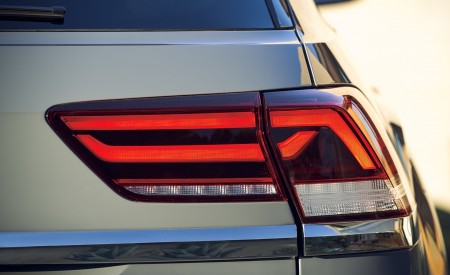 2020 Volkswagen Atlas Cross Sport Tail Light Wallpapers 450x275 (23)