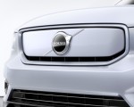 2020 Volvo XC40 Recharge P8 AWD (Color: Glacier Silver) Detail Wallpapers 150x120 (23)