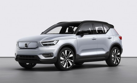 2020 Volvo XC40 Recharge P8 AWD (Color: Glacier Silver) Front Three-Quarter Wallpapers 450x275 (16)