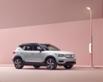 2020 Volvo XC40 Recharge P8 AWD (Color: Glacier Silver) Front Three-Quarter Wallpapers 150x120